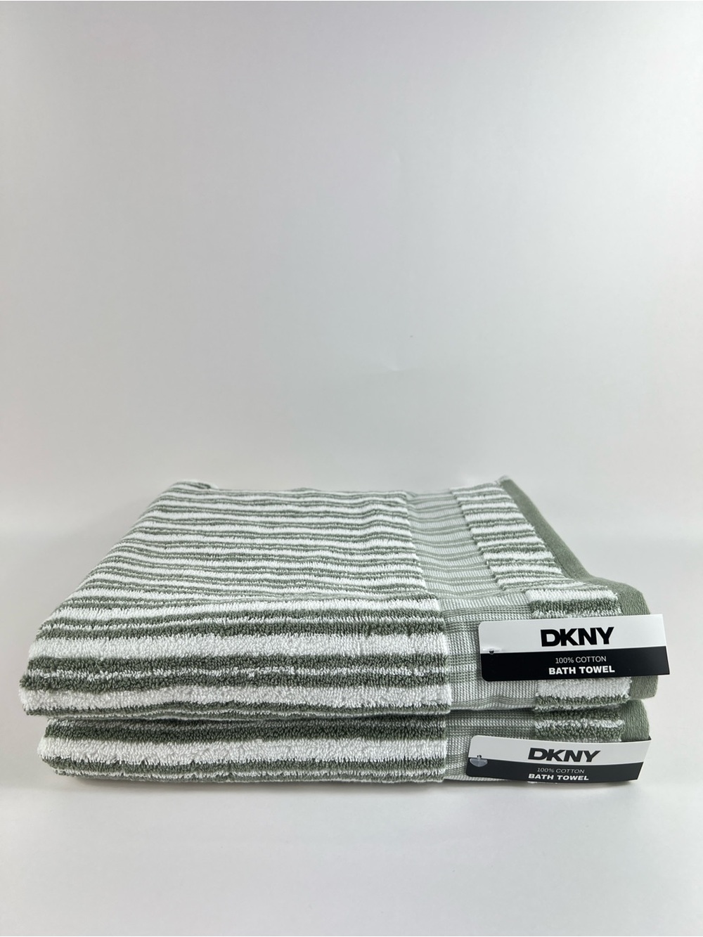 DKNY Bath Towel Set Sage Green and White Striped Soft 100% Cotton 2 Pc NEW